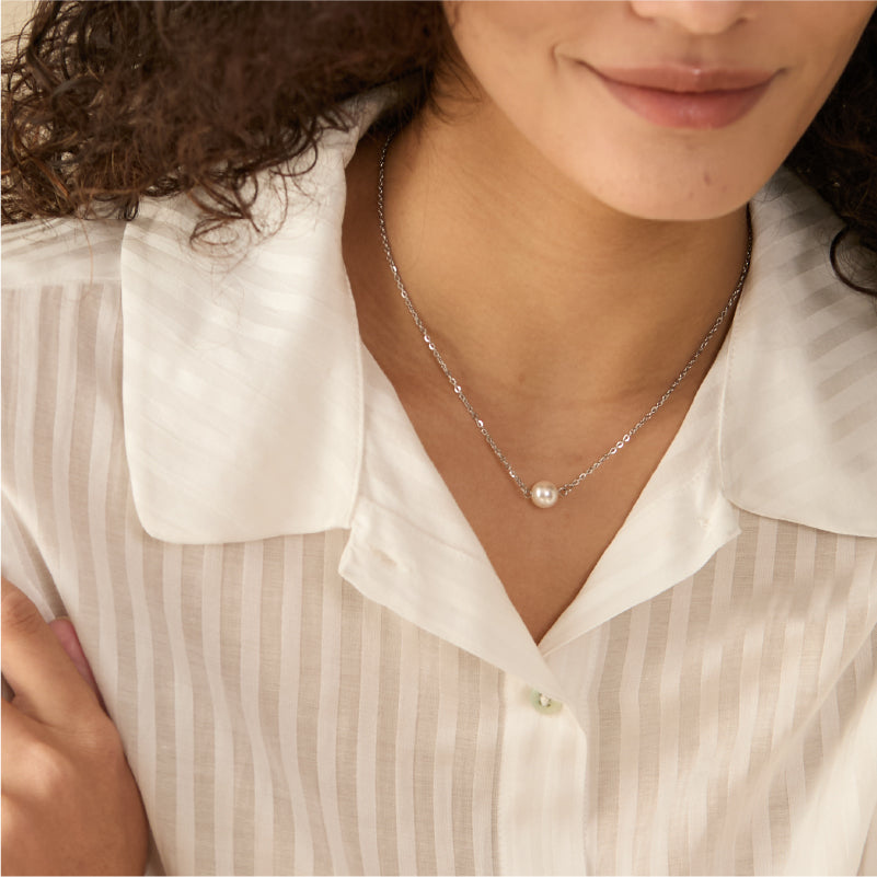 Aurora | Be yourself Solitary Pearl Necklace (Silver )
